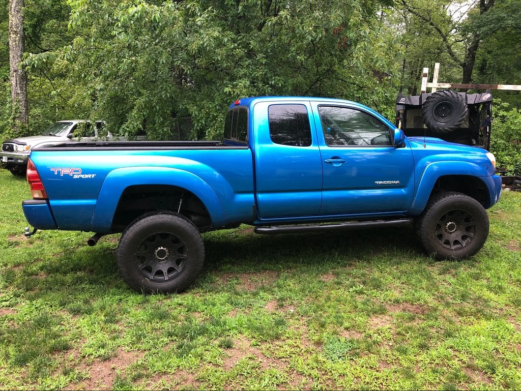RedRock 3-Inch Side Step Bars; Black (05-23 Tacoma Access Cab)