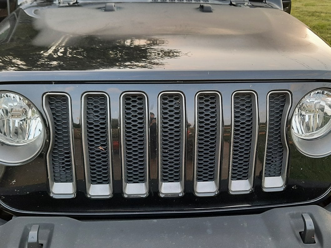 RedRock Headlight Trim and Grille Insert Kit; Matte Black (18-23 Jeep Wrangler JL Sport w/o TrailCam)
