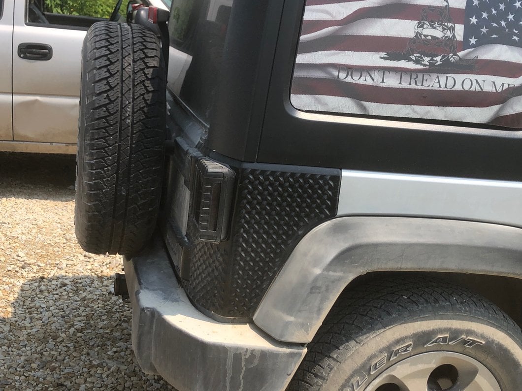 RedRock Plastic Rear Quarter Panel Body Armor Kit; Black (07-18 Jeep Wrangler JK 4-Door)