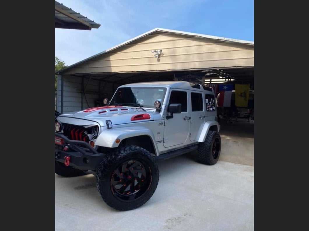 RedRock Avenger Heat Dispersion Hood; Unpainted (07-18 Jeep Wrangler JK)