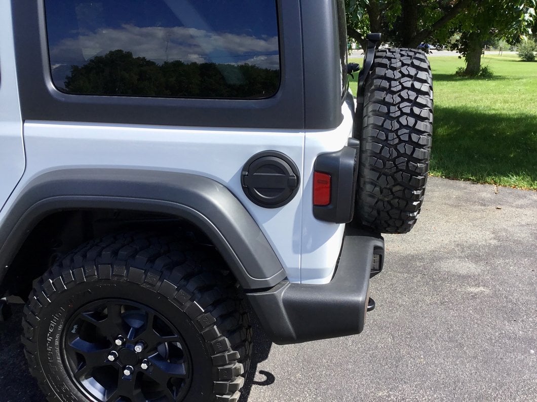 RedRock Fuel Filler Door Cover; Matte Black (18-25 Jeep Wrangler JL)