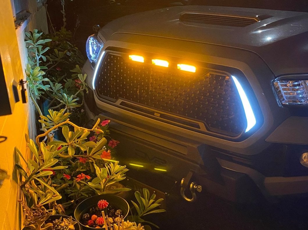 RedRock Baja Upper Replacement Grille with LED Lighting and DRL (16-18 Tacoma w/o Active Cruise)