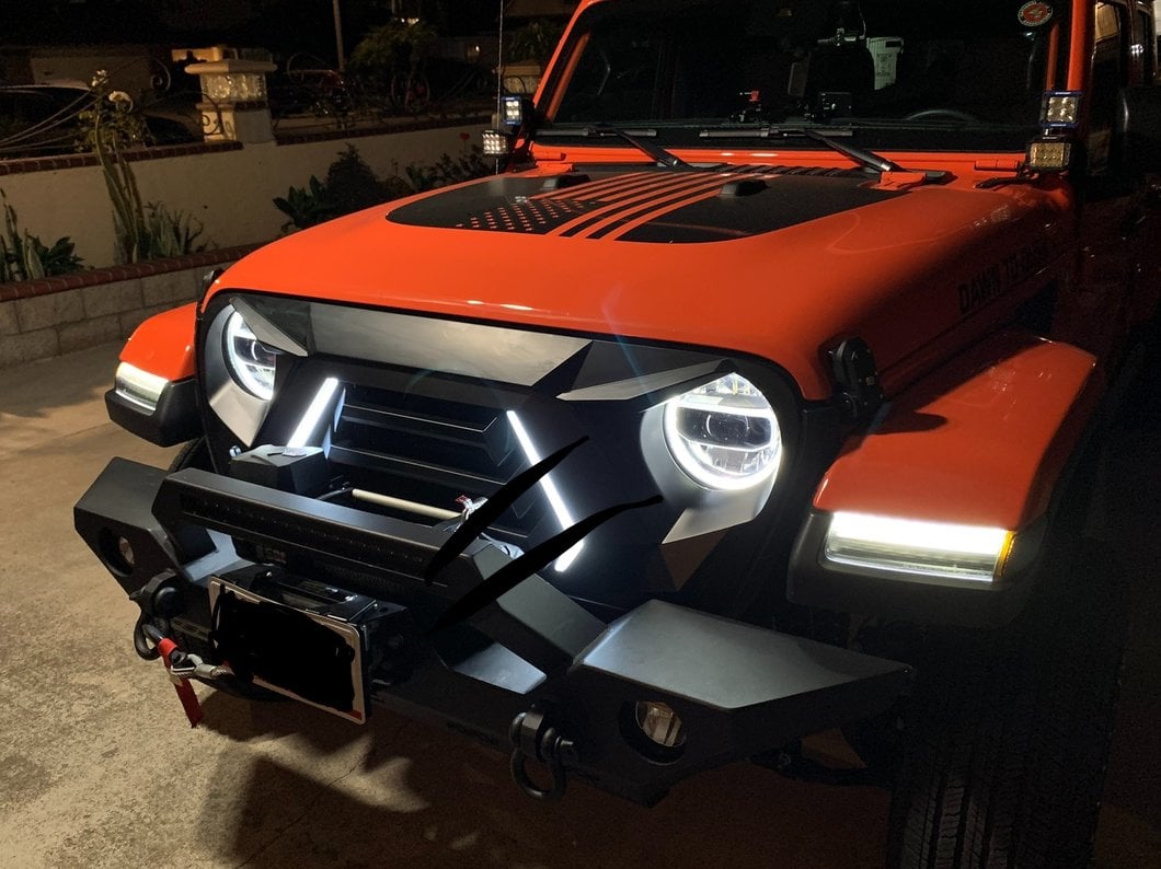 RedRock Goliath Grille with LED DRL (20-25 Jeep Gladiator JT w/o TrailCam)