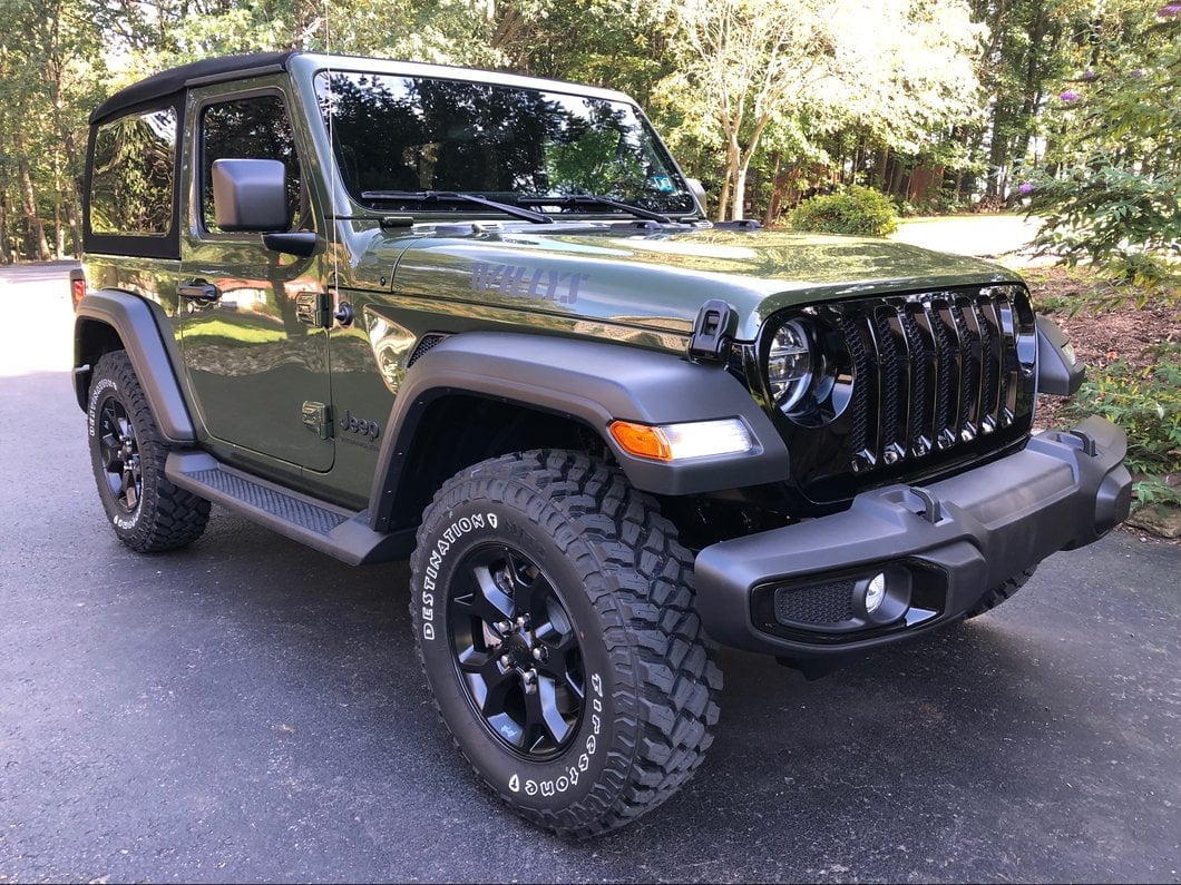 RedRock Molded ABS OE Style Side Step Bars (18-25 Jeep Wrangler JL 2-Door)