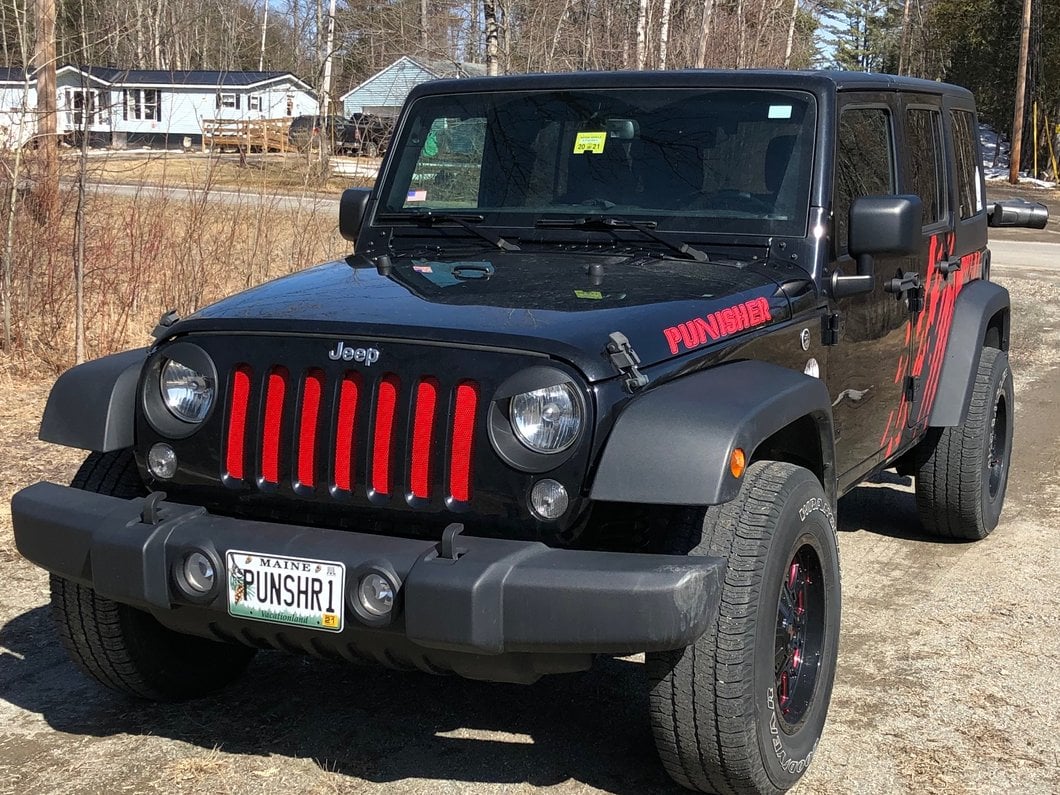 RedRock Aluminim Grille Mesh Insert; Red (07-18 Jeep Wrangler JK)
