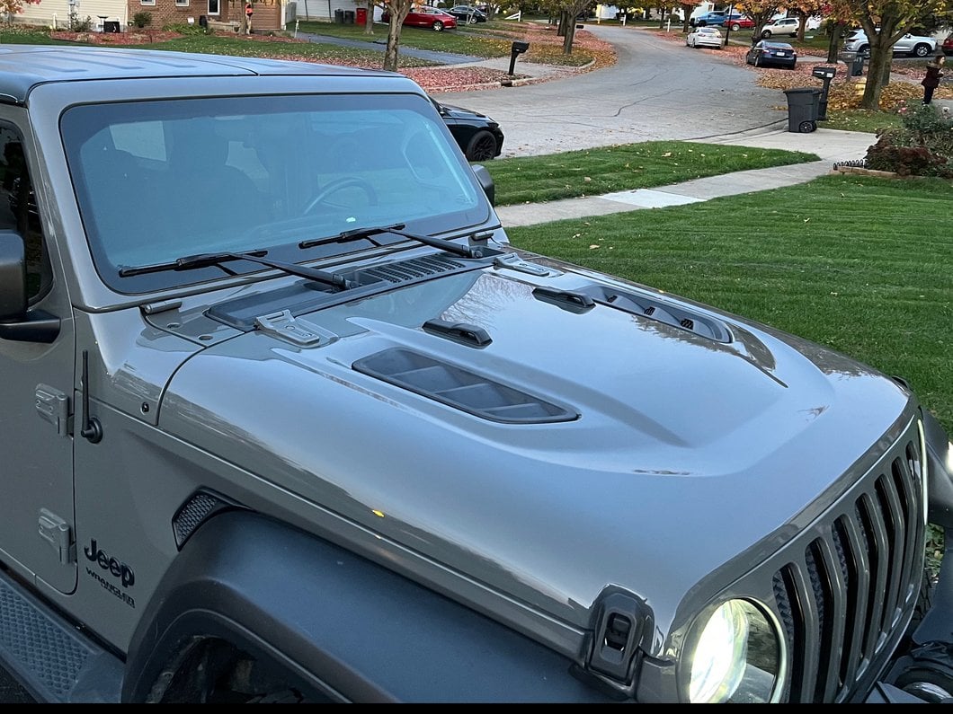 RedRock Avenger Heat Dispersion Hood; Unpainted (18-25 Jeep Wrangler JL)