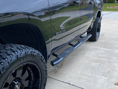 RedRock 5-Inch Oval Bent End Side Step Bars; Black (19-25 RAM 1500 Crew Cab)