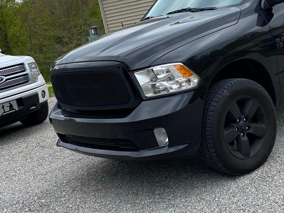 RedRock Wire Mesh Upper Grille Insert; Black (13-18 RAM 1500, Excluding Rebel)