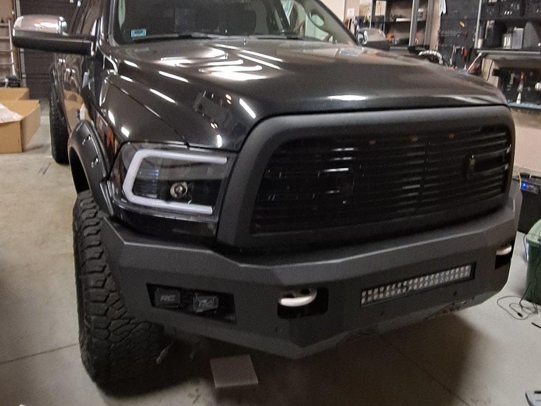 RedRock Boss Upper Replacement Grille with LED DRL; Matte Black (10-18 RAM 2500)