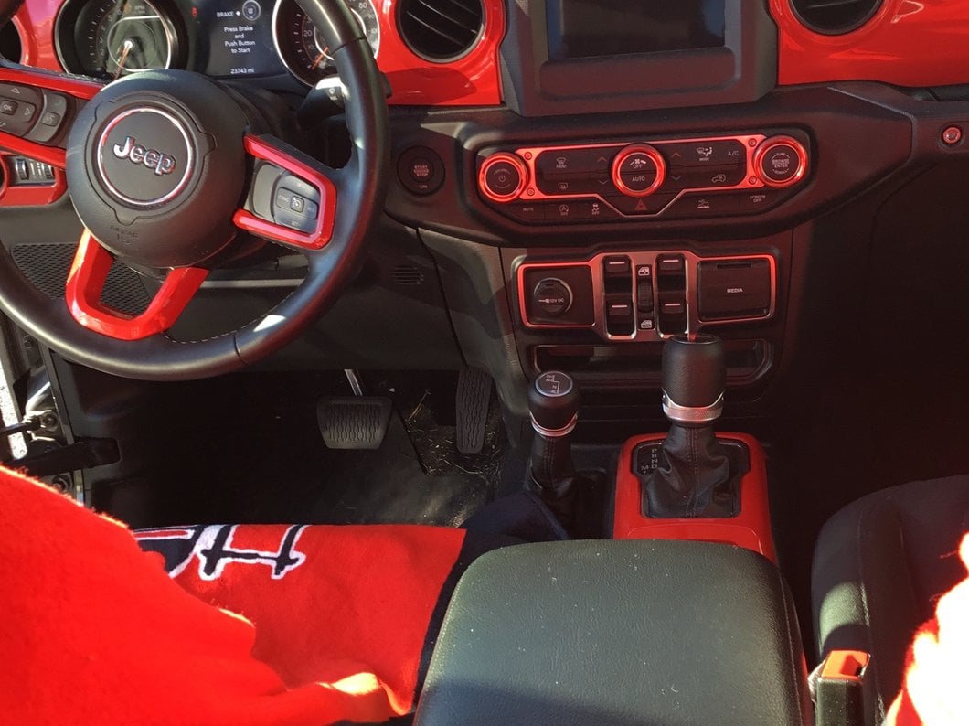 RedRock Steering Wheel Trim; Red (20-25 Jeep Gladiator JT)