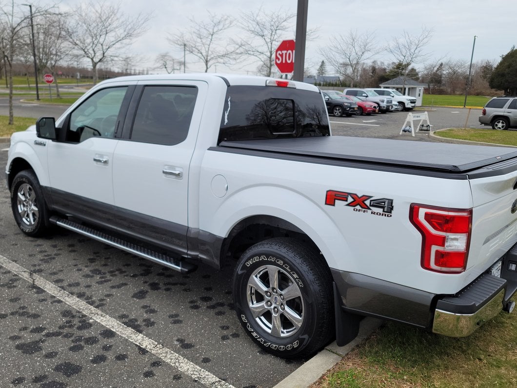 RedRock Custom Molded Mud Guards for No Fender Flares; Front and Rear (15-20 F-150 w/o OE Fender Flares)