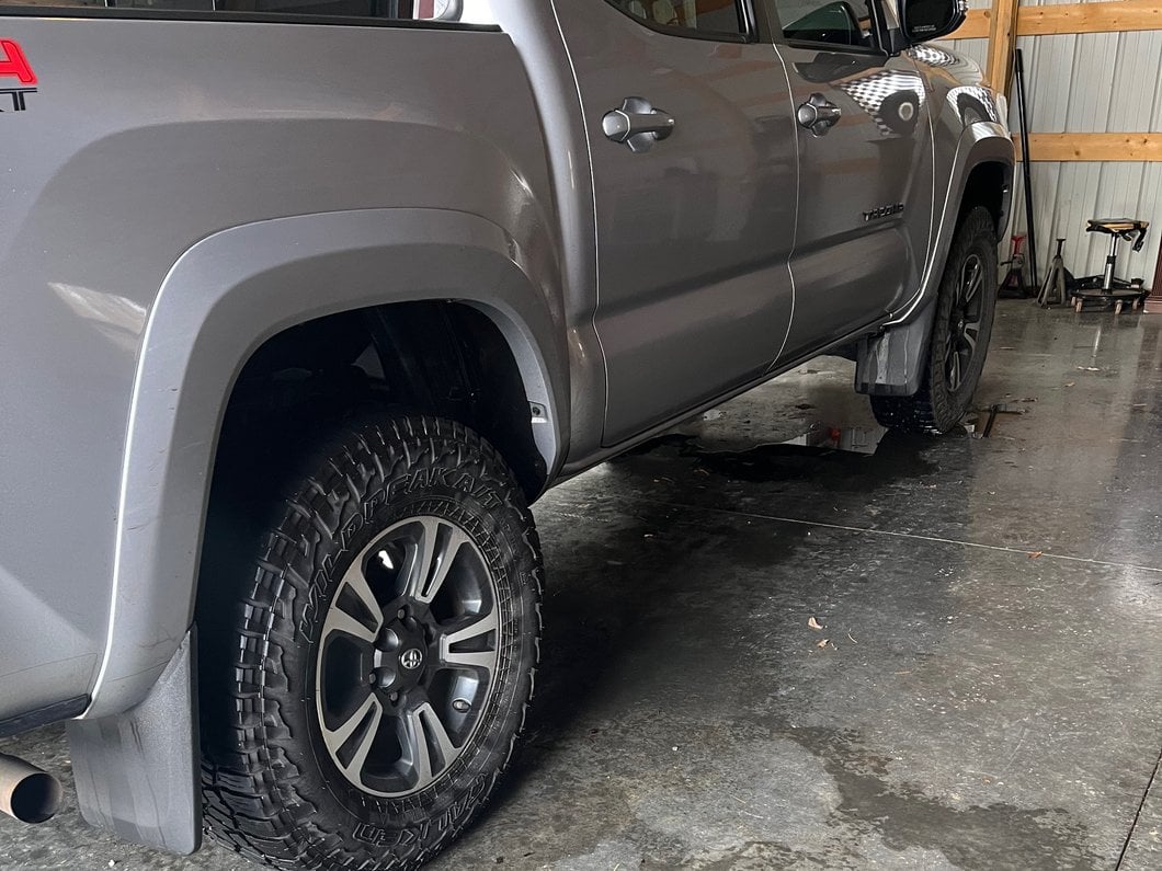 新品タグ付きLudlowラドロー　タキマキ　ベルベットレース　トップス 新品タグ付きLudlowラドロー タキマキ ベルベットレース