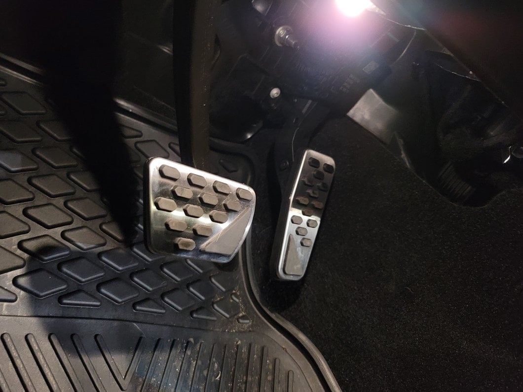 RedRock Billet Aluminum Pedal Covers (18-25 Jeep Wrangler JL w/ Automatic Transmission)