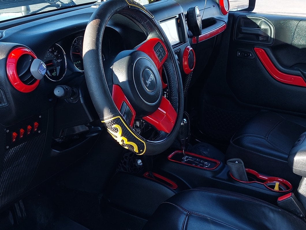 RedRock Shifter and Cup Holder Bezel Trim Set; Red (11-18 Jeep Wrangler JK w/ Automatic Transmission)