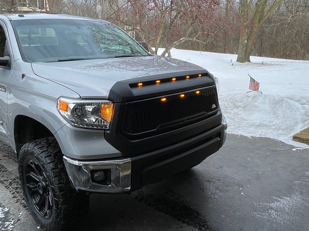 RedRock Hood Scoop Insert with LED Lighting (14-18 Tundra)