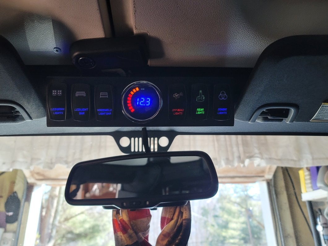 RedRock 6-Switch Control Box with Harness and Digital Voltmeter (07-18 Jeep Wrangler JK)