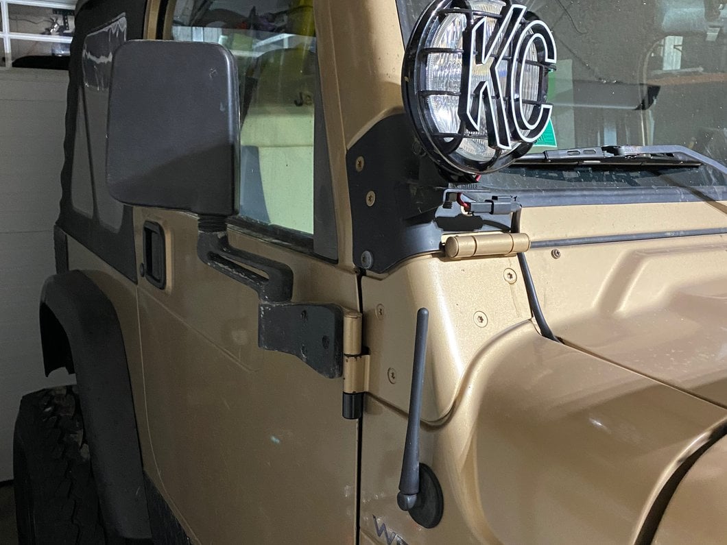 RedRock Off-Road Black Antenna; 6.50-Inch (Universal; Some Adaptation May Be Required)