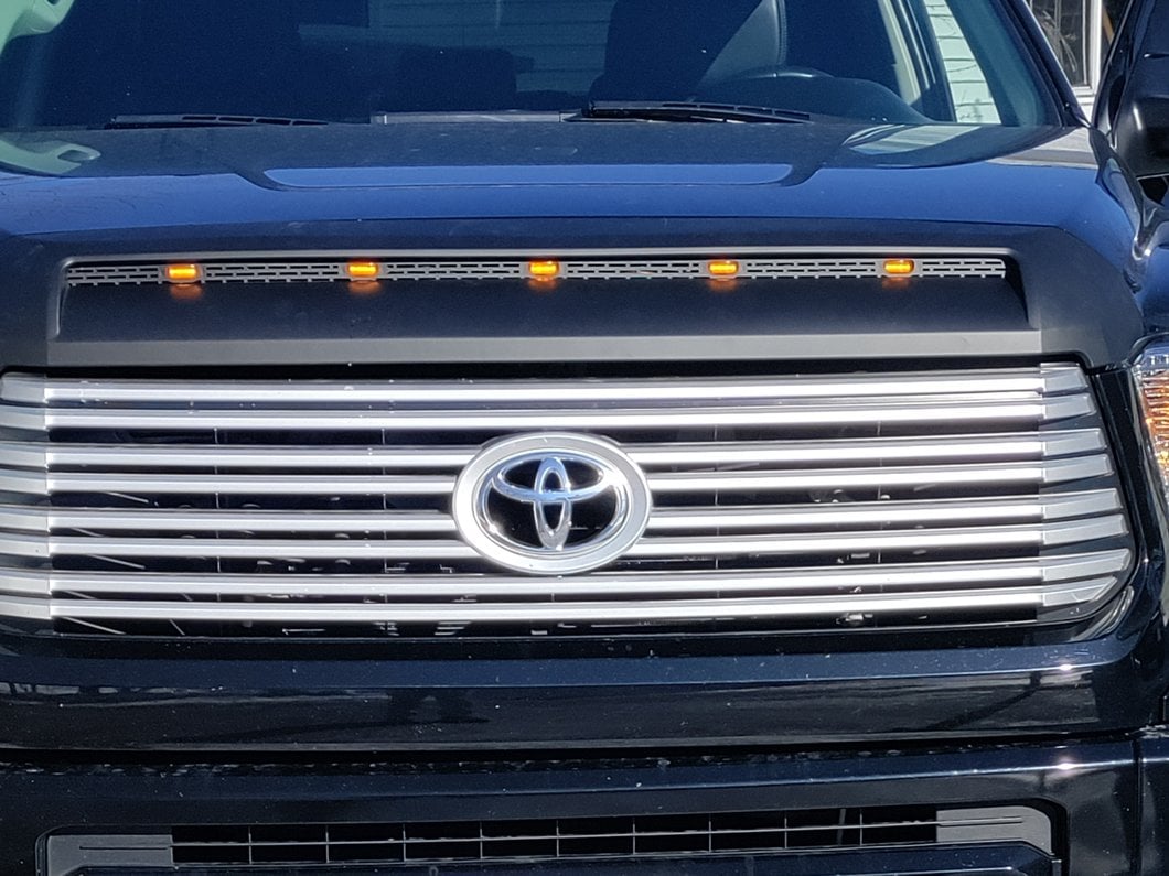RedRock Hood Scoop Insert with LED Lighting (14-18 Tundra)