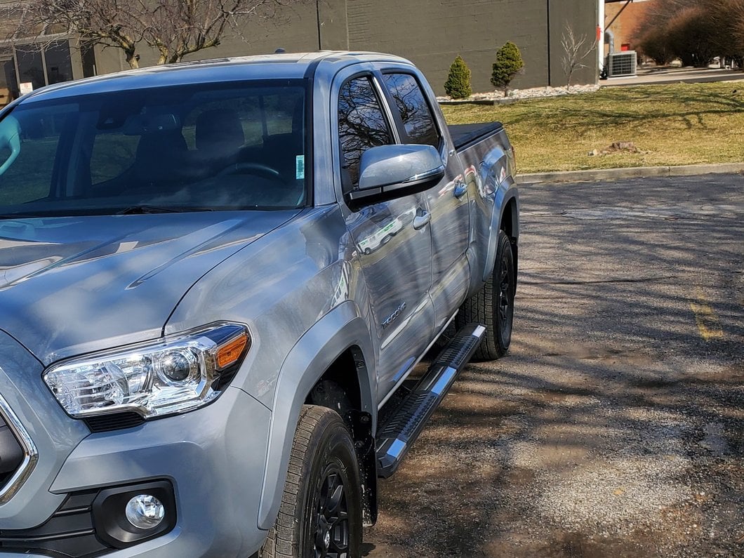 RedRock 5-Inch Aluminum Side Step Bars (05-23 Tacoma Double Cab)