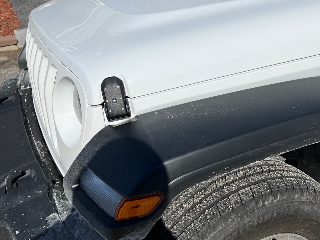 RedRock Locking Hood Catch Kit (18-25 Jeep Wrangler JL)