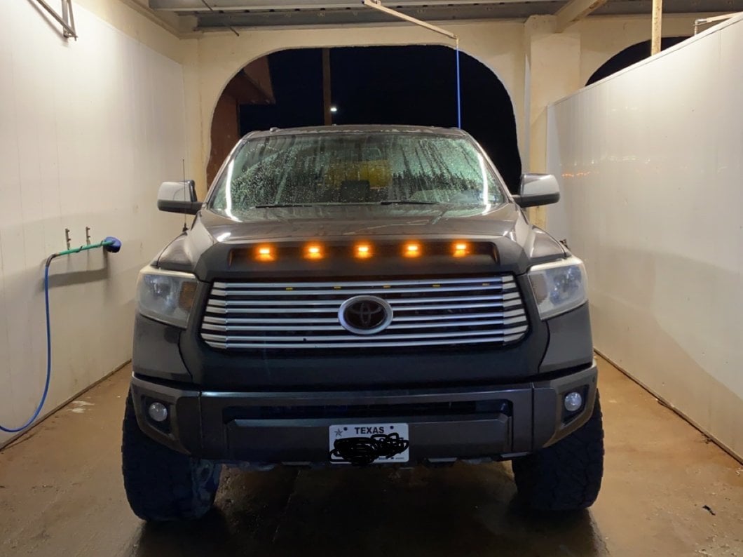 RedRock Hood Scoop Insert with LED Lighting (14-18 Tundra)