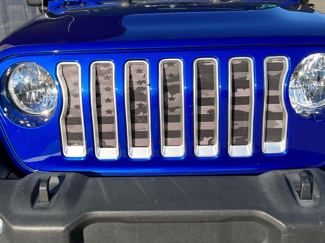 RedRock Grille Inserts; Silver (18-23 Jeep Wrangler JL w/o TrailCam)