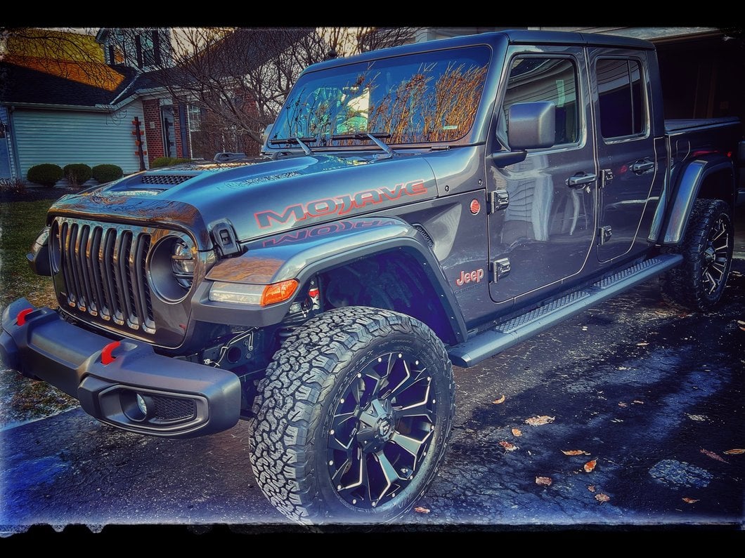 RedRock Euro Style Headlight Guards; Carbon Fiber Look (20-25 Jeep Gladiator JT)