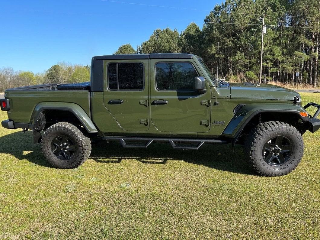 RedRock Tubular Drop Steps (20-25 Jeep Gladiator JT)