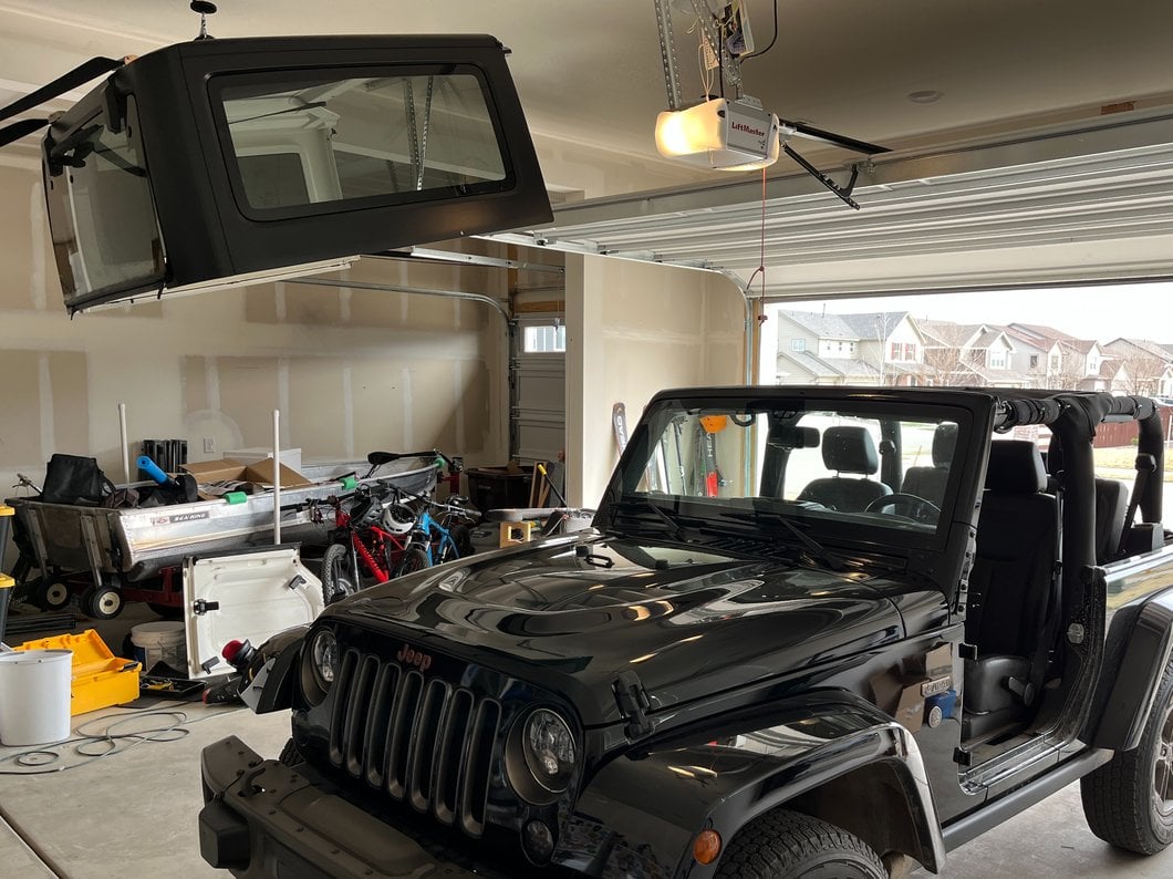 RedRock Manual Hard Top Hoist (07-18 Jeep Wrangler JK 2-Door)