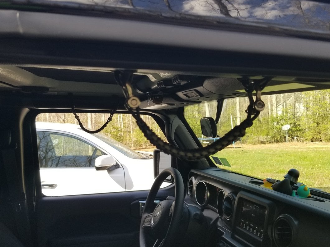 RedRock Front Rollbar Paracord Grab Handles with D-Rings; Black and OD Green (20-25 Jeep Gladiator JT)