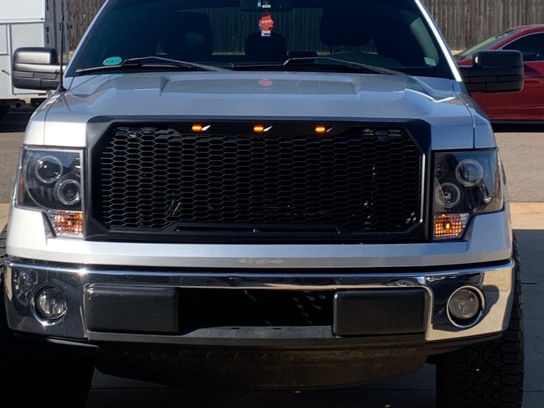 RedRock Upper Replacement Grille with LED Lighting; Matte Black (09-14 F-150, Excluding Raptor)