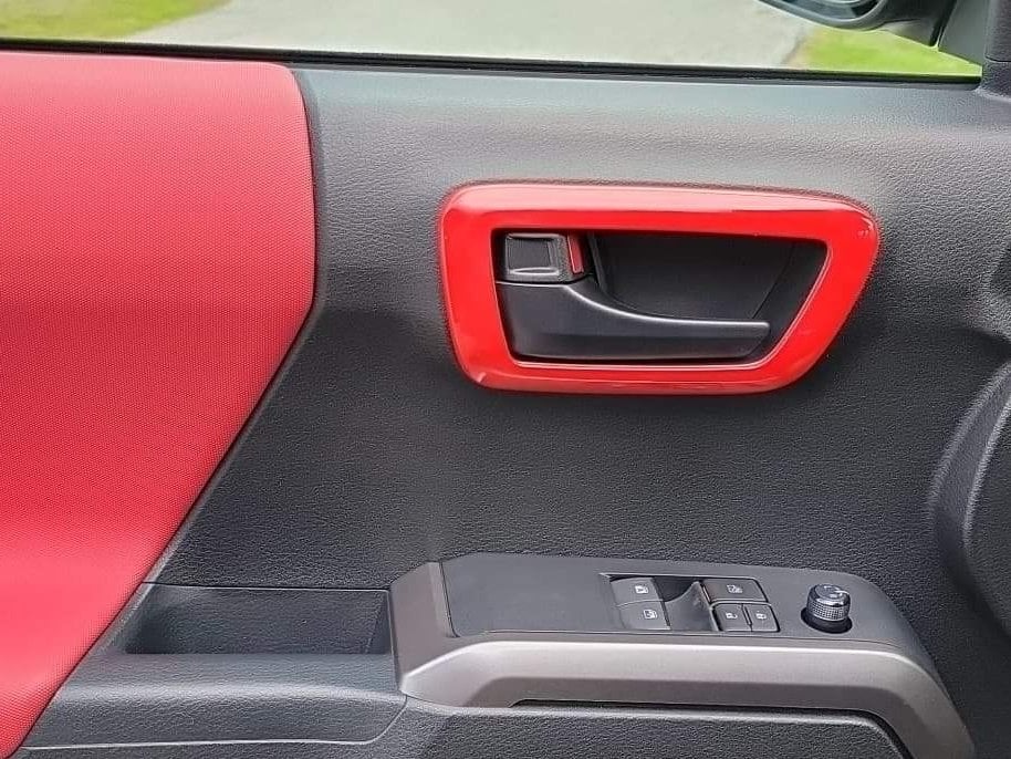 RedRock Front Door Handle Trim; Red (16-23 Tacoma)
