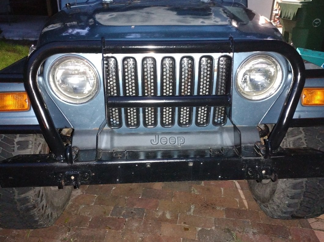 RedRock Grille Inserts; Gloss Black (97-06 Jeep Wrangler TJ)