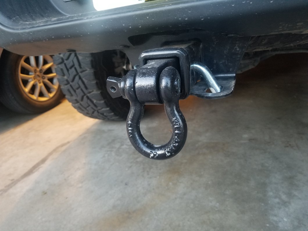 RedRock 2-Inch Receiver Hitch D-Ring Shackle Assembly (Universal; Some Adaptation May Be Required)