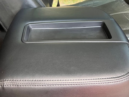 RedRock Replacement Center Console Arm Rest Cover; Black (07-13 Silverado 1500)