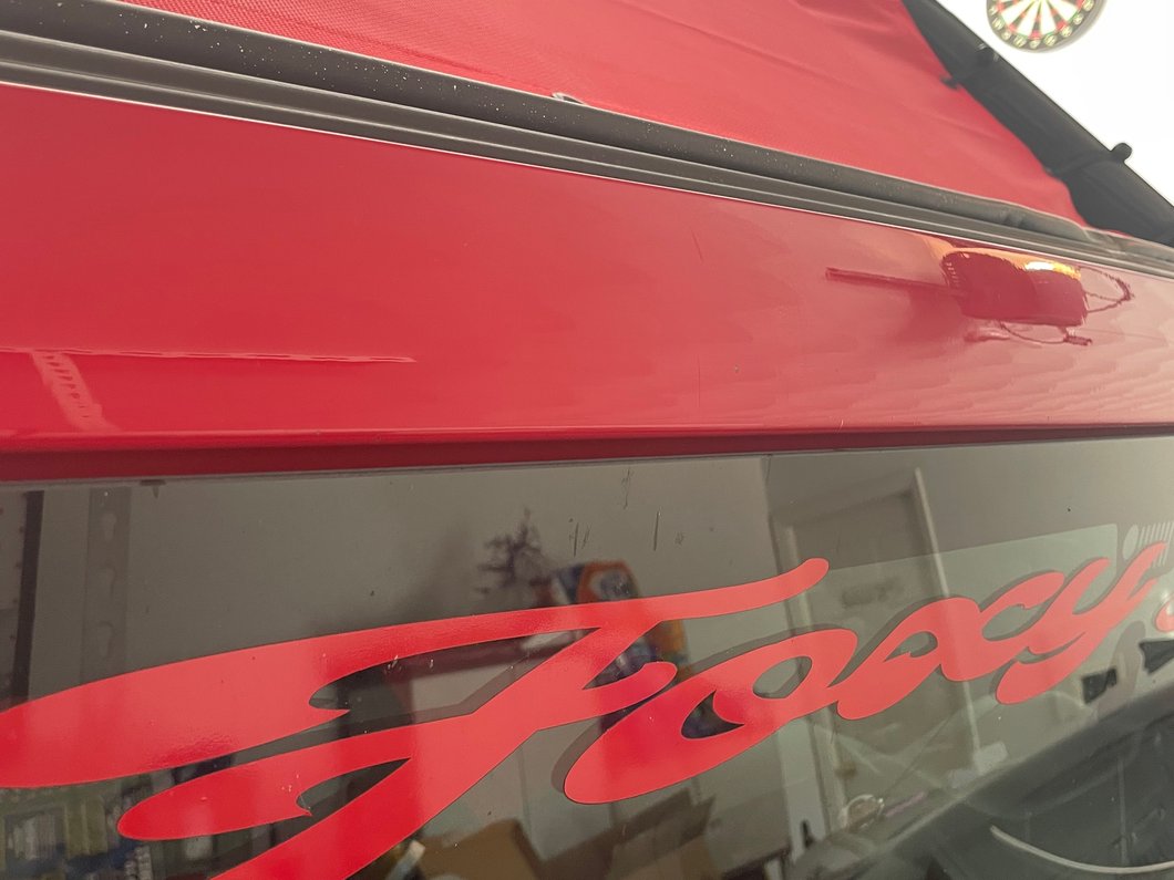 RedRock Mesh Sun Shade; Front; Red (07-18 Jeep Wrangler JK)