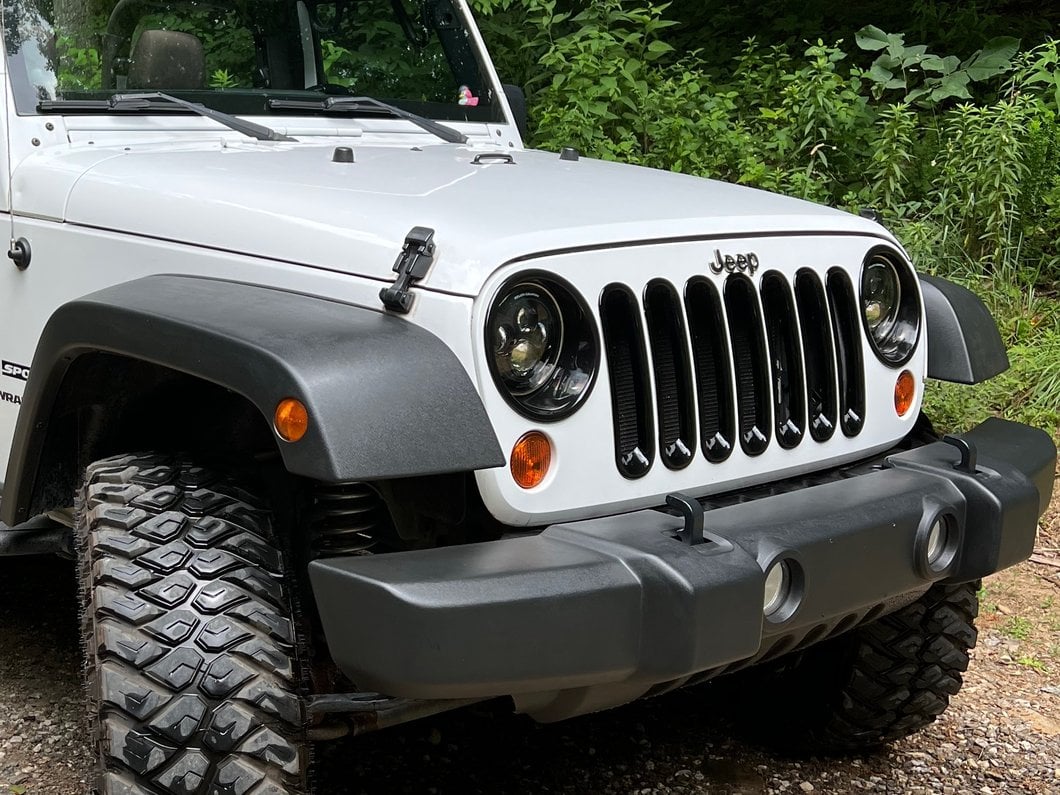 RedRock Headlight Trim; Gloss Black (07-18 Jeep Wrangler JK)