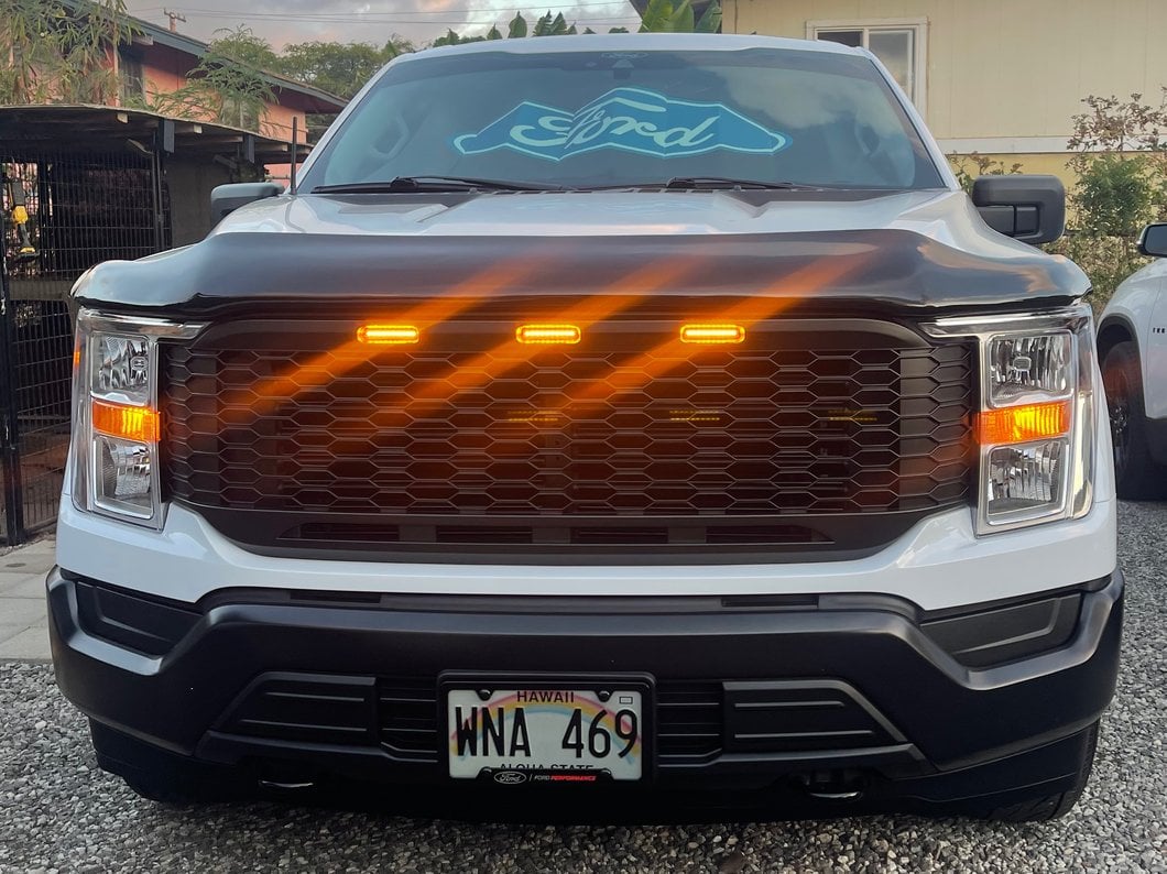 RedRock Honeycomb Replacement Grille with LED DRL; Matte Black (21-23 F-150, Excluding Raptor & Tremor)