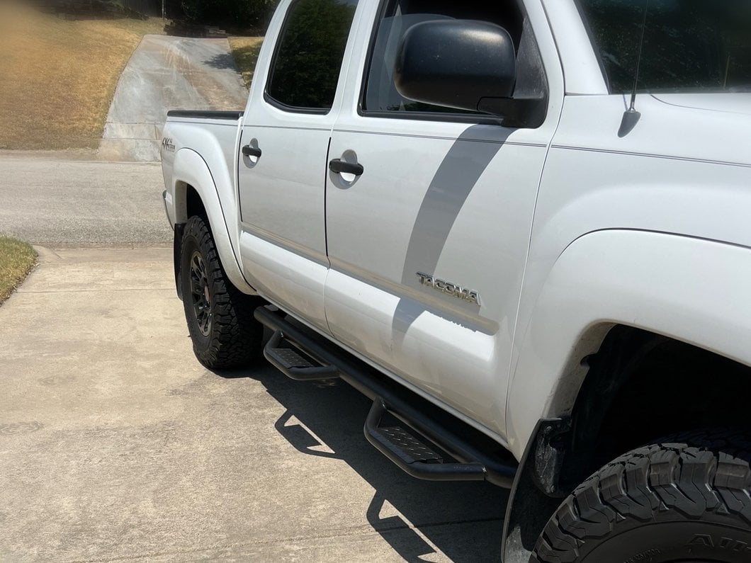 RedRock Predator Side Step Bars (05-23 Tacoma Double Cab)