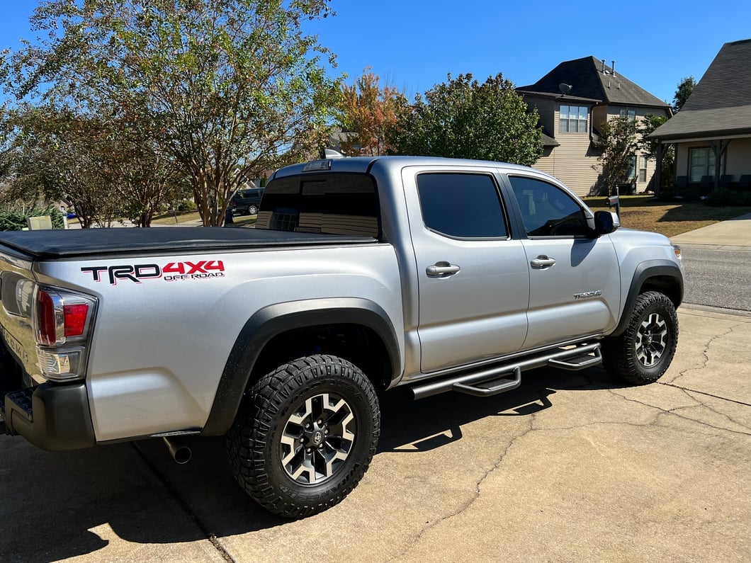 RedRock Predator Side Step Bars (05-23 Tacoma Double Cab)