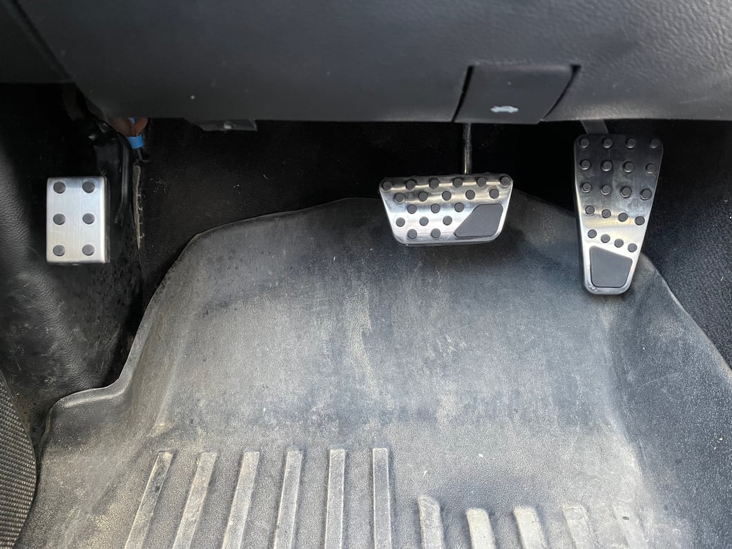 RedRock Billet Pedal Set (09-18 RAM 1500)