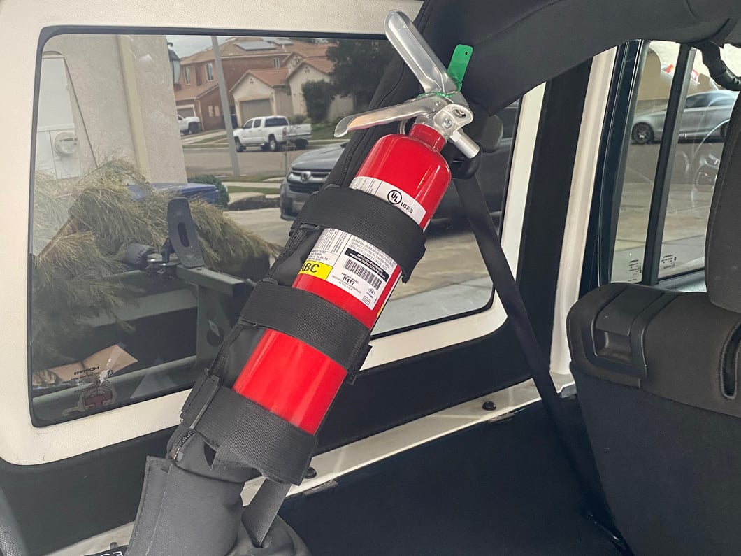 RedRock Roll Bar Fire Extinguisher Mount (07-18 Jeep Wrangler JK)