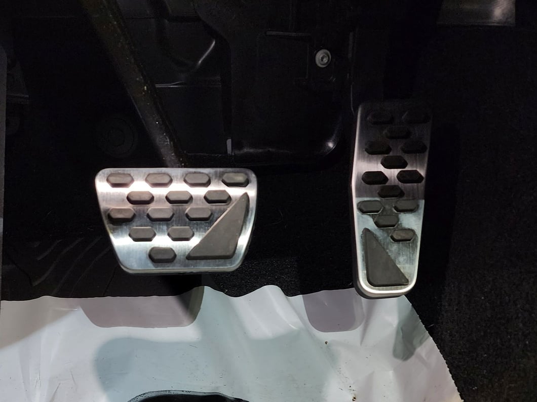 RedRock Billet Aluminum Pedal Covers (18-25 Jeep Wrangler JL w/ Automatic Transmission)