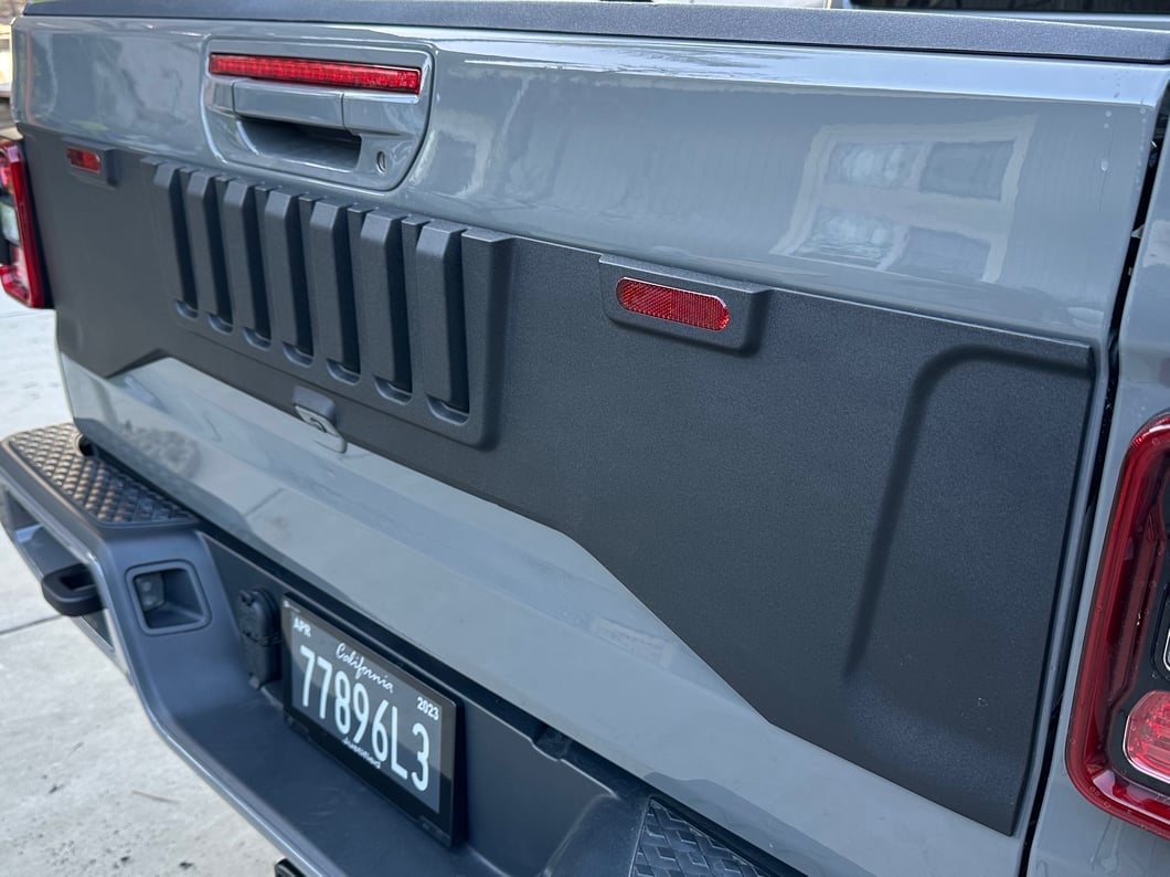 RedRock Tailgate Trim Panel (20-25 Jeep Gladiator JT)