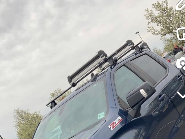 RedRock Cross Bar Roof Rack; Black; 60-Inch (14-25 Silverado 1500)