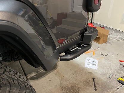 Jeep Licensed by RedRock Bed Side Rock Rails with Jeep Logo (20-25 Jeep Gladiator JT)