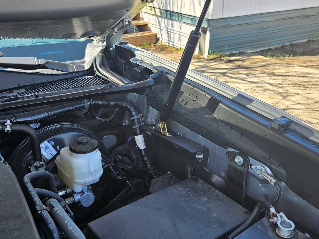 RedRock Hood Strut Kit (16-23 Tacoma)