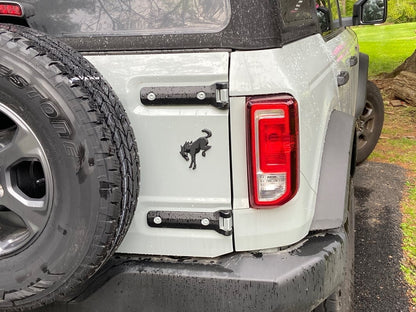 RedRock Tailgate Hinge Trim; Gloss Black (21-25 Bronco)