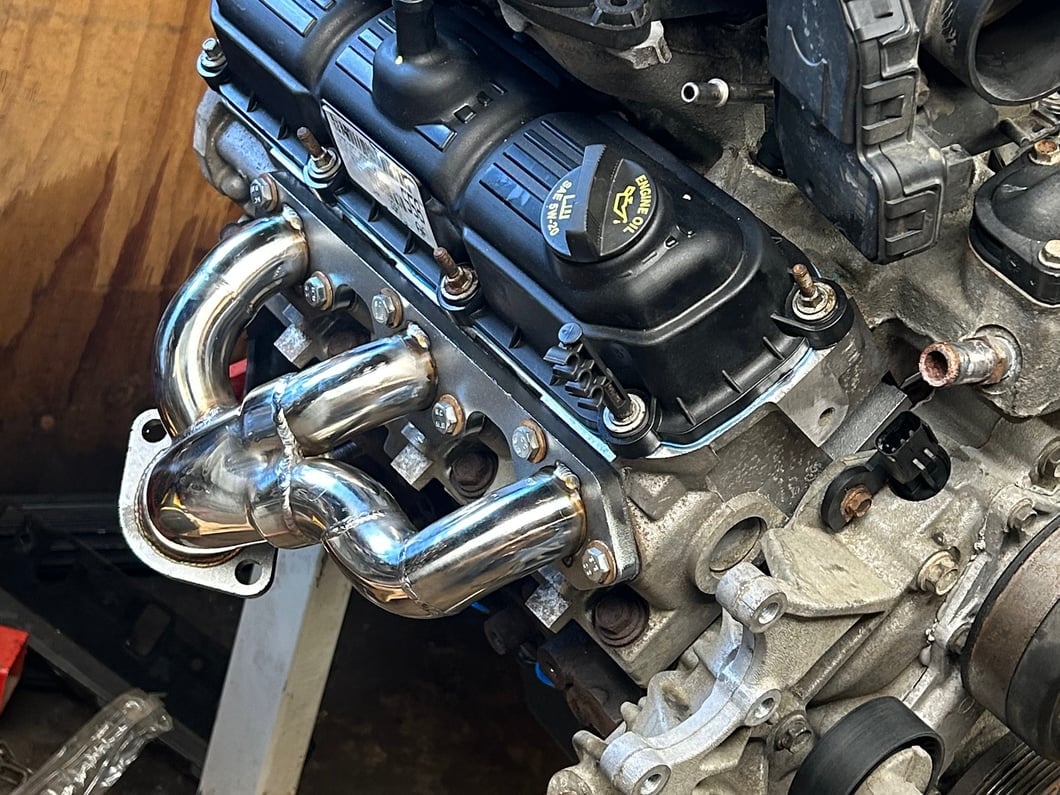 RedRock Exhaust Manifold/Header Kit (07-11 Jeep Wrangler JK)