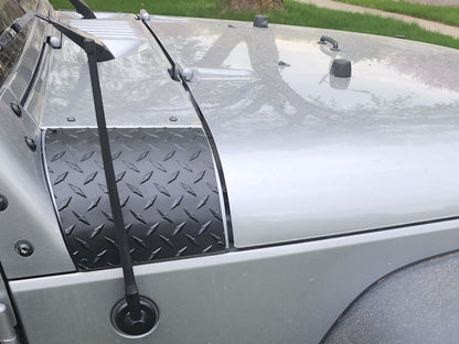 Jeep Licensed by RedRock 13-Inch Trail Antenna with Molded Jeep Logo (07-23 Jeep Wrangler JK & JL)